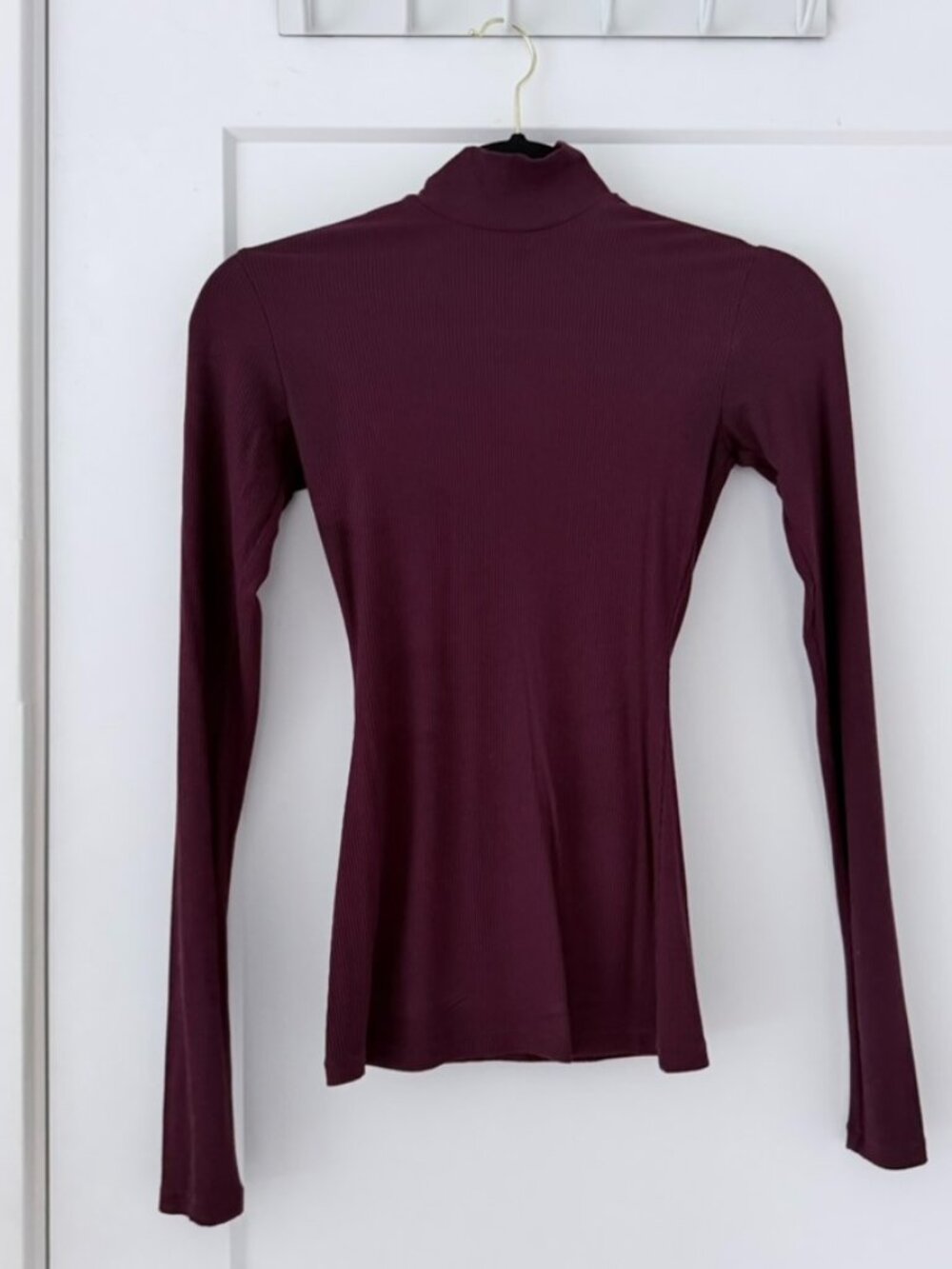 NWOT SKIMS SOFT LOUNGE MOCK NECK LONG SLEEVE TOP | BORDEAUX × 1 BORDEAUX / XS - Picture 3 of 8